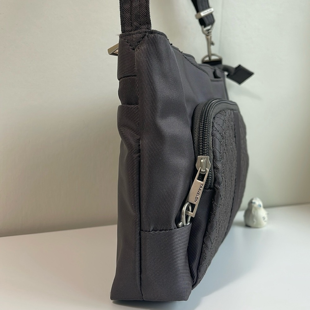Travelon Anti-Theft Crossbody - Picture 11 of 16